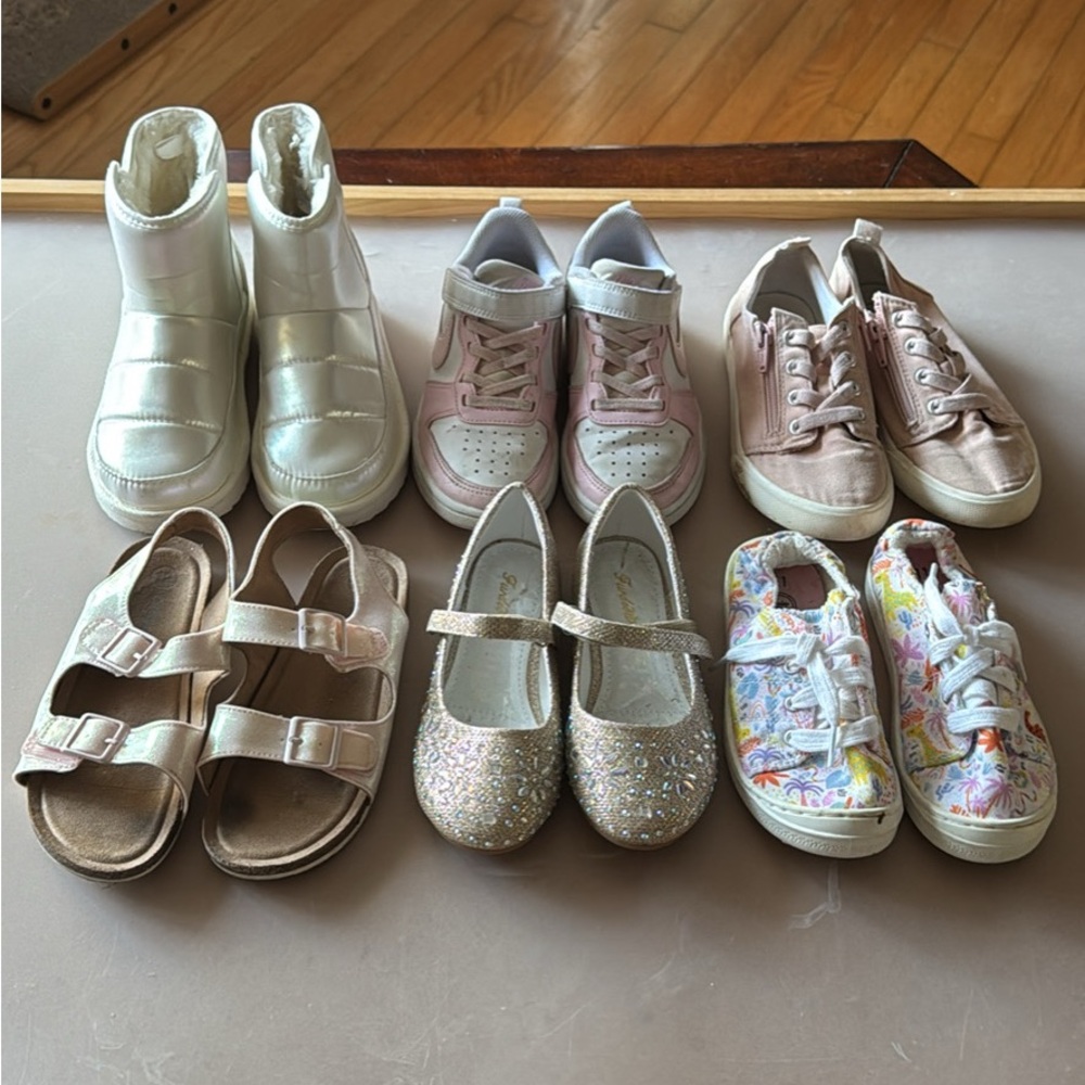 Kids Shoe Lot!